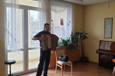 Hudební vystoupení akordeonisty